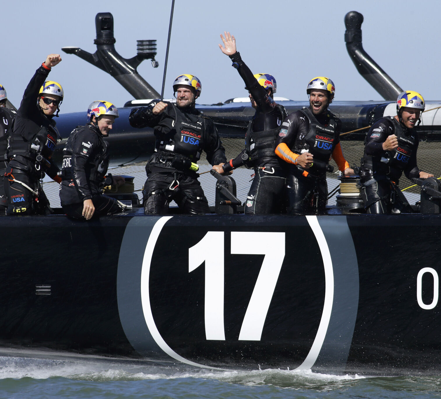 2013: Oracle Team USA extends winning streak to seven in America's Cup